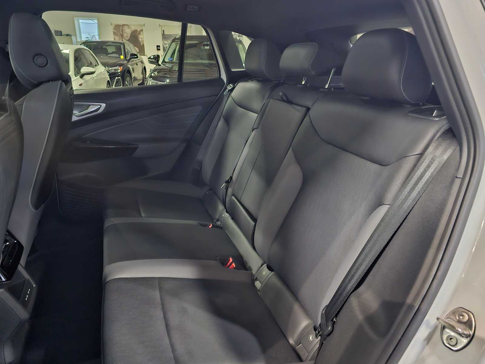 2023 Volkswagen ID.4 Pro S RWD w/SK On Battery