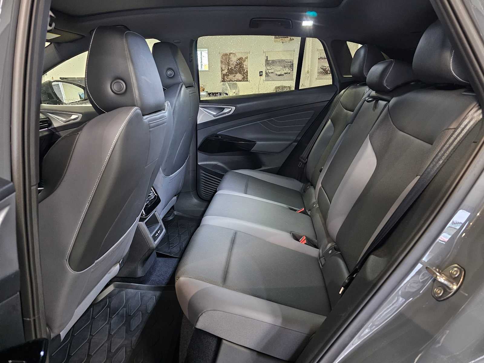 2023 Volkswagen ID.4 Pro S AWD w/SK On Battery