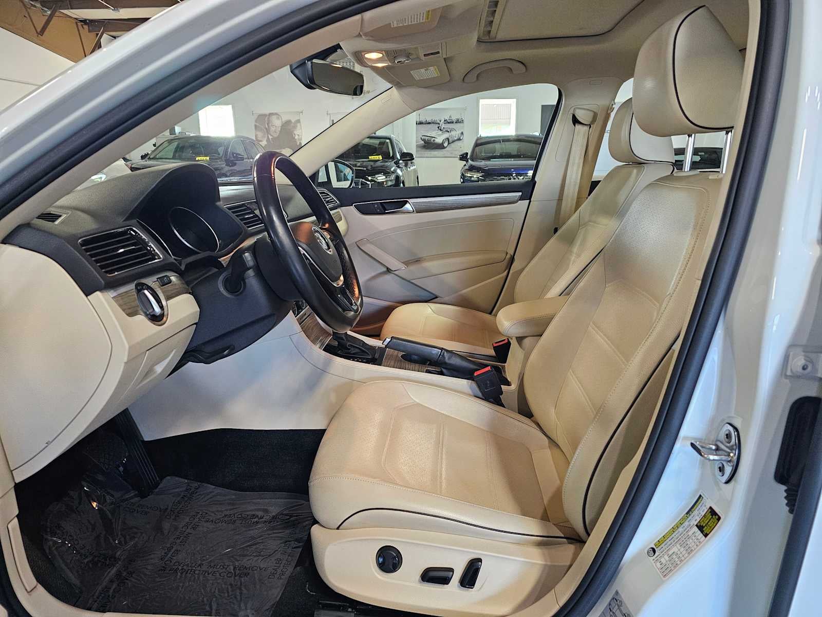 2018 Volkswagen Passat 2.0T SE w/Technology Auto