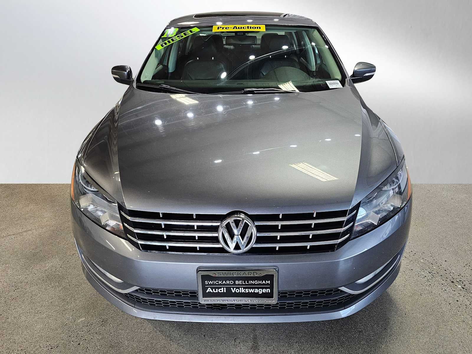 2013 Volkswagen Passat 4dr Sdn 2.0L DSG TDI SEL Premium