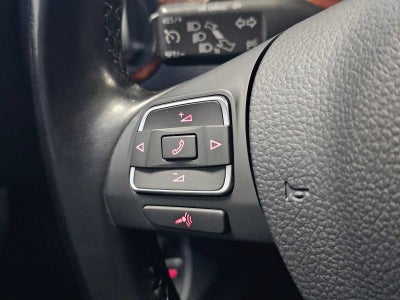 2013 Volkswagen Passat 4dr Sdn 2.0L DSG TDI SEL Premium