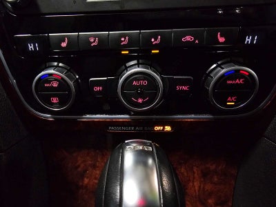 2013 Volkswagen Passat 4dr Sdn 2.0L DSG TDI SEL Premium