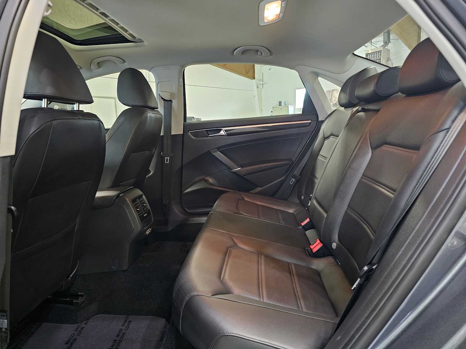 2019 Volkswagen Passat 2.0T SE R-Line Auto