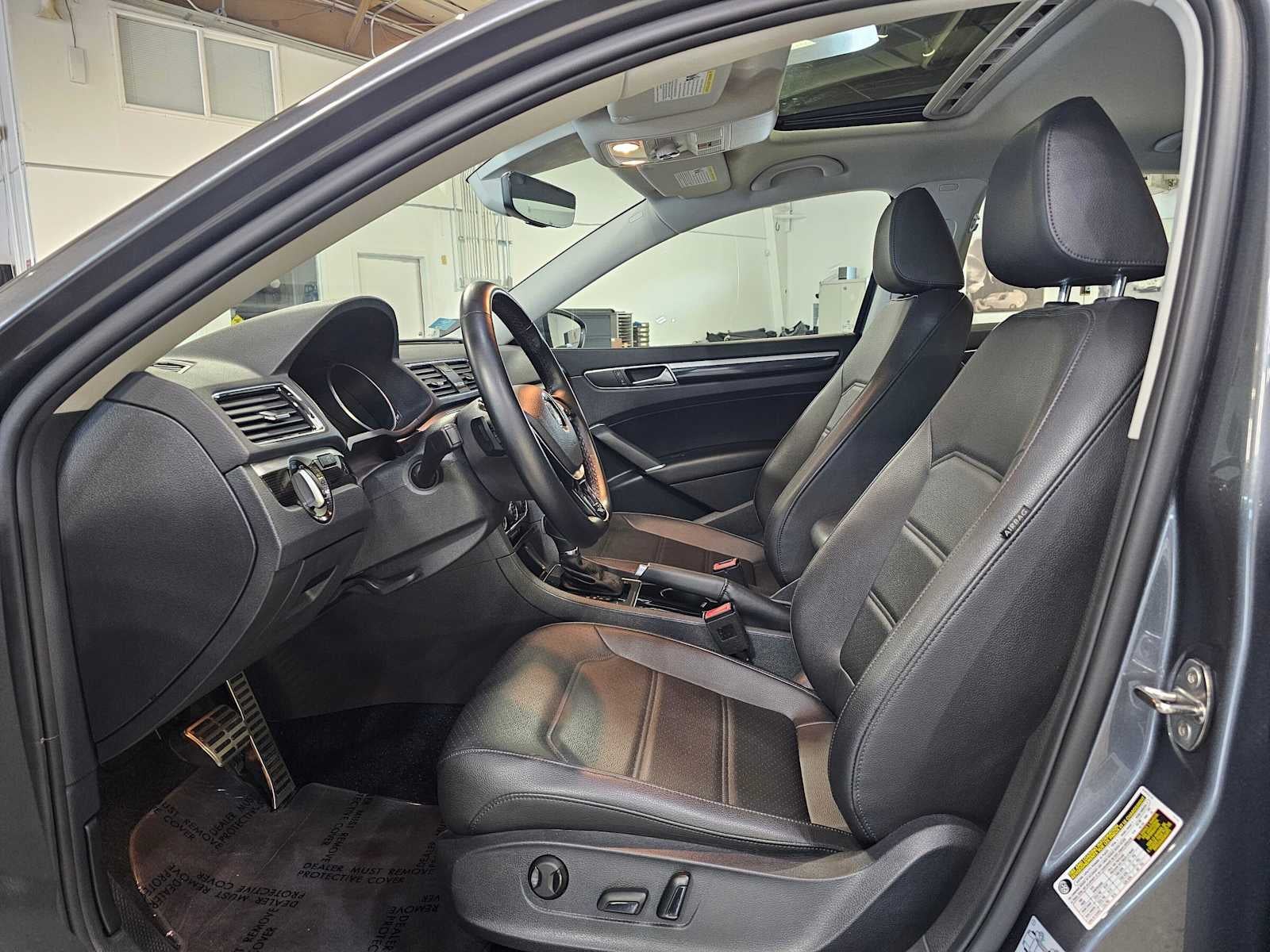 2019 Volkswagen Passat 2.0T SE R-Line Auto