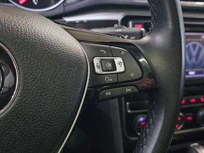 2019 Volkswagen Passat 2.0T SE R-Line Auto