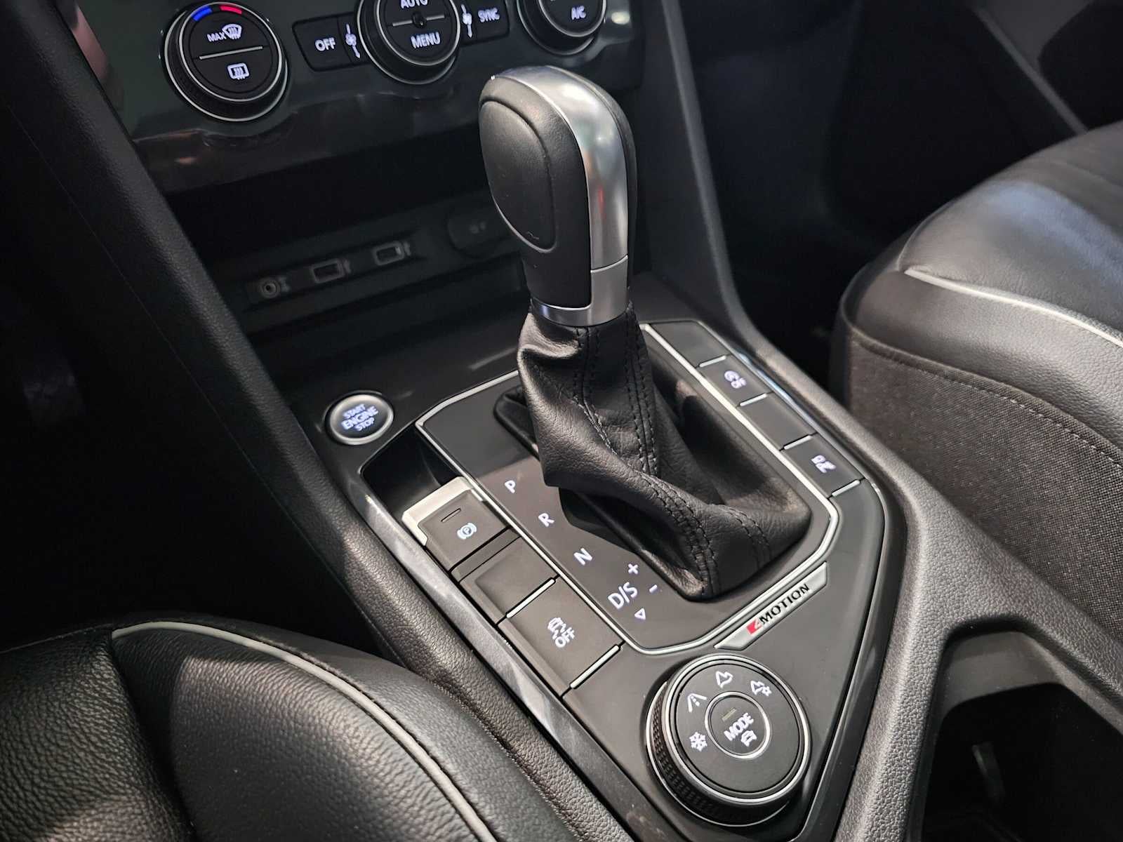 2018 Volkswagen Tiguan SEL Premium