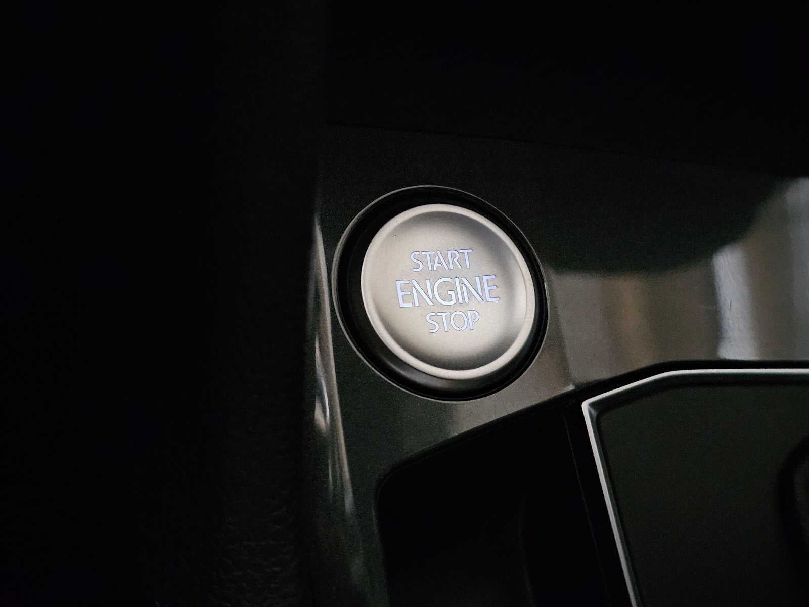 2018 Volkswagen Tiguan SEL Premium