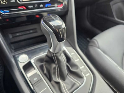 2025 Volkswagen Taos SEL 4MOTION