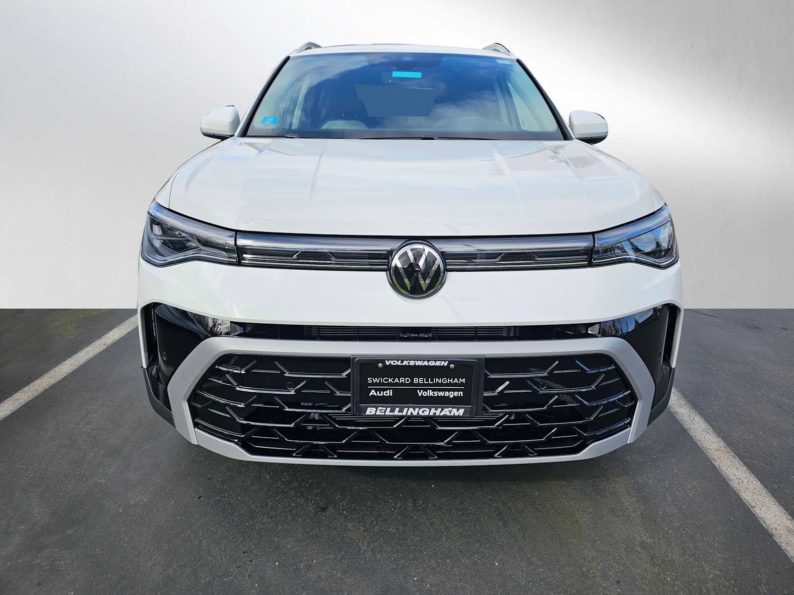 2025 Volkswagen Taos SEL 4MOTION