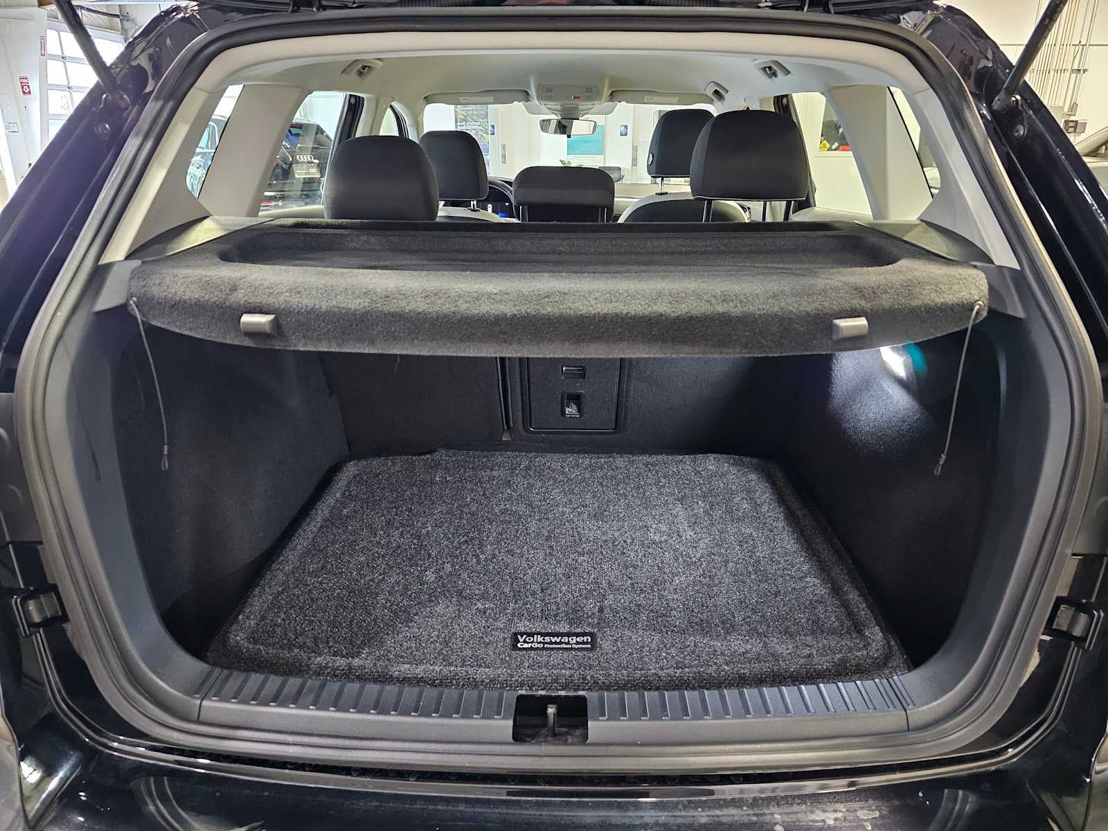 2025 Volkswagen Taos S 4MOTION