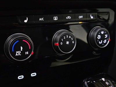 2025 Volkswagen Taos S 4MOTION