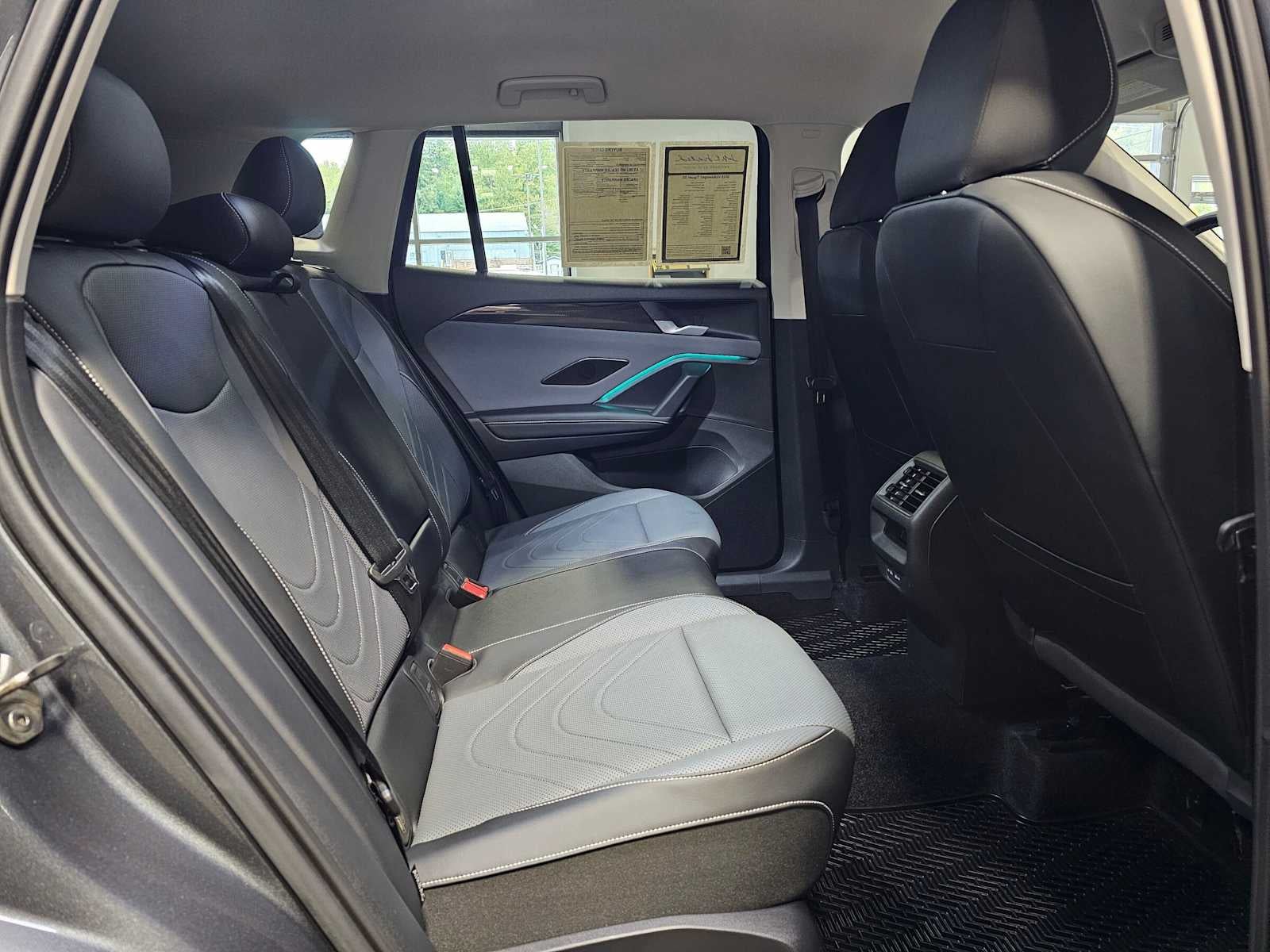 2025 Volkswagen Tiguan SE