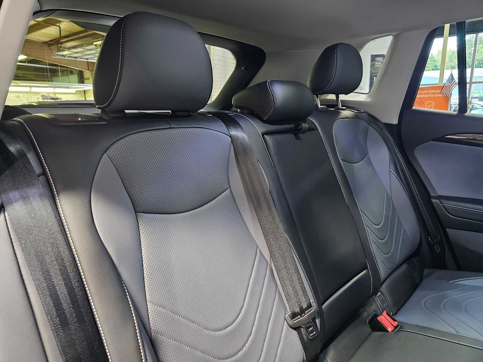 2025 Volkswagen Tiguan SE