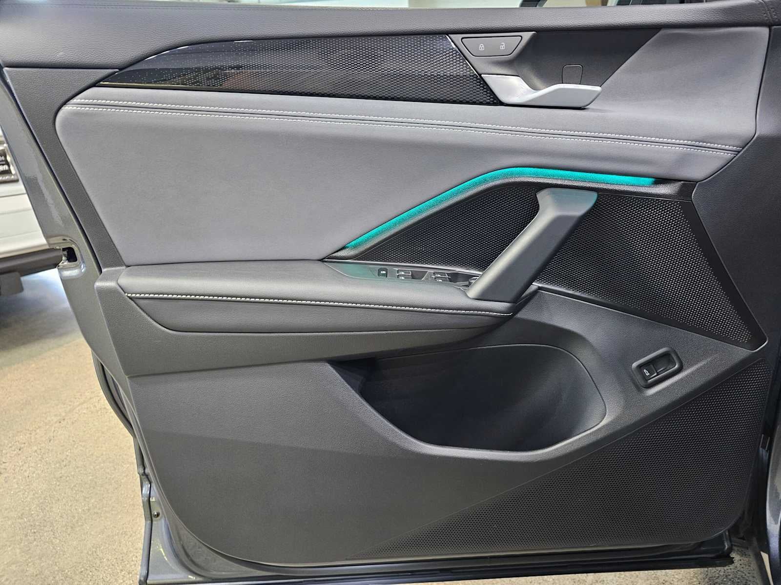 2025 Volkswagen Tiguan SE