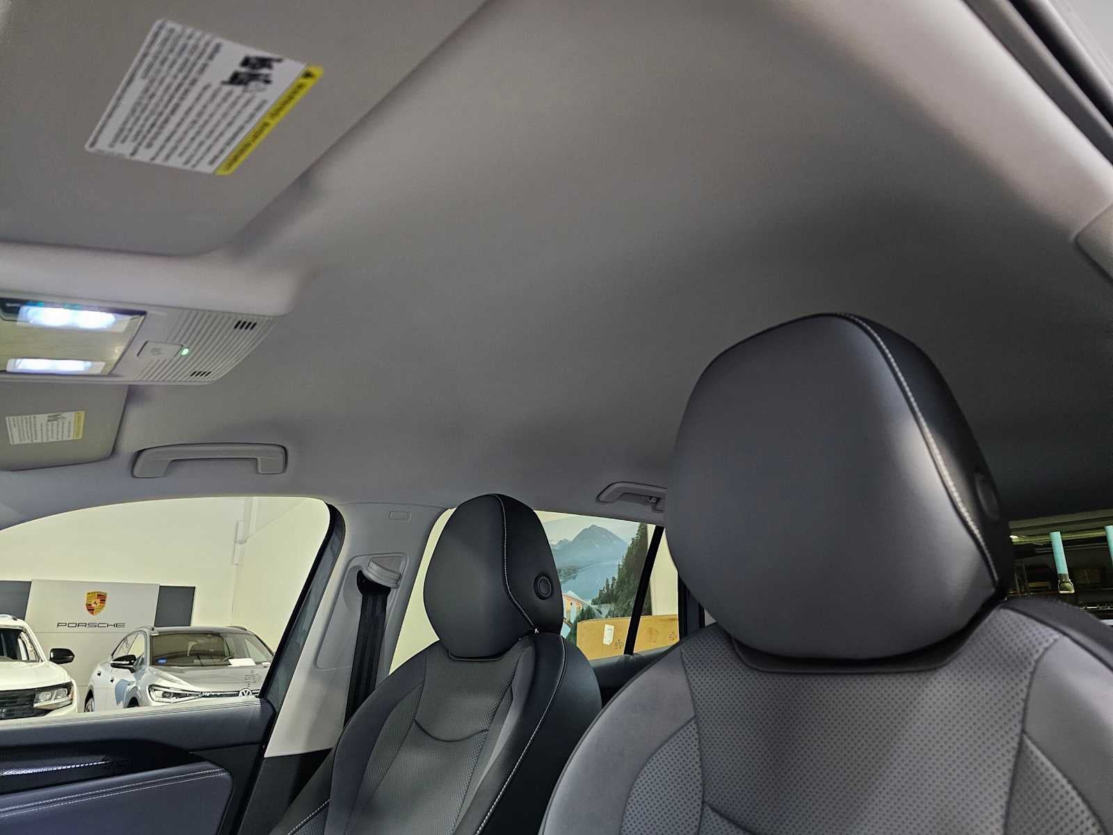 2025 Volkswagen Tiguan SE