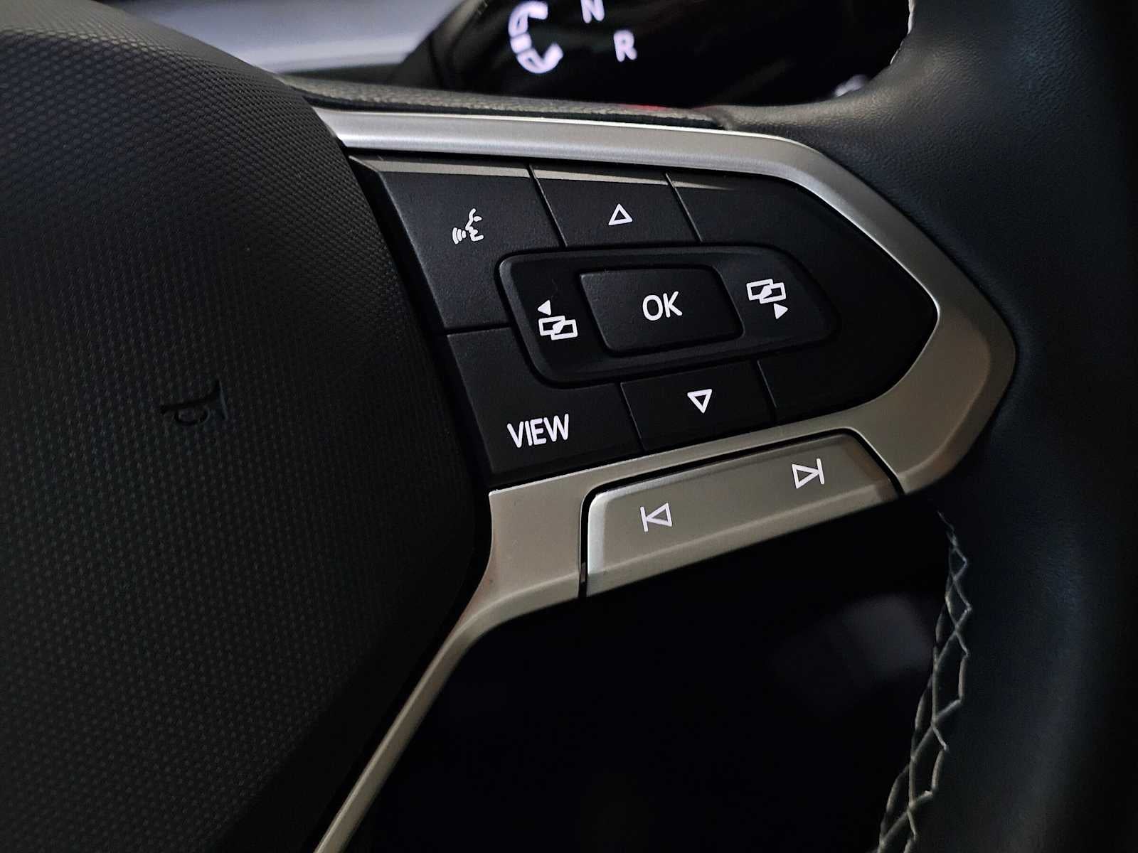 2025 Volkswagen Tiguan SE