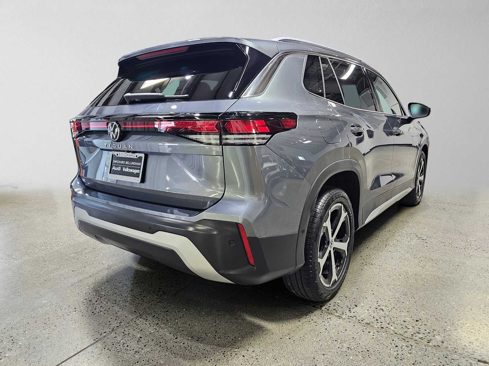2025 Volkswagen Tiguan SE