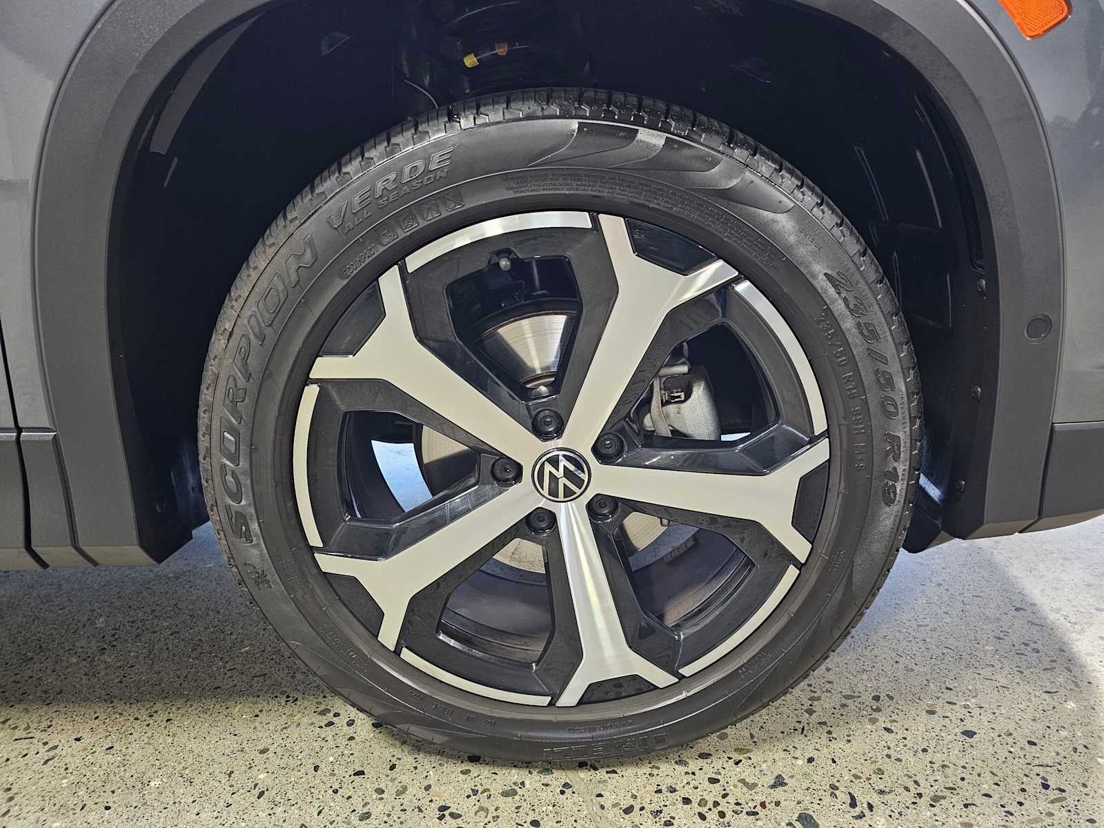 2025 Volkswagen Tiguan SE