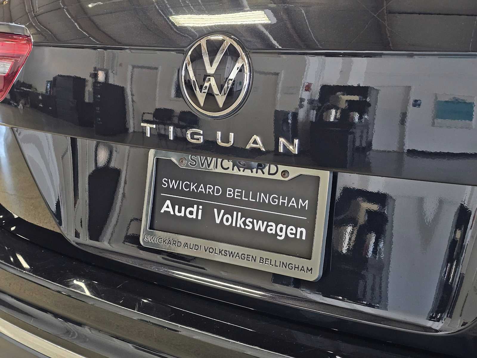 2024 Volkswagen Tiguan 2.0T SE 4MOTION