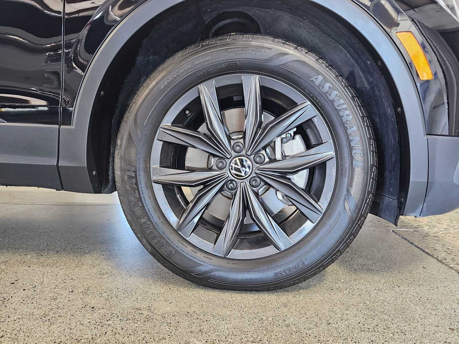 2024 Volkswagen Tiguan 2.0T SE 4MOTION