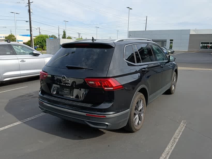 2023 Volkswagen Tiguan 2.0T SE FWD