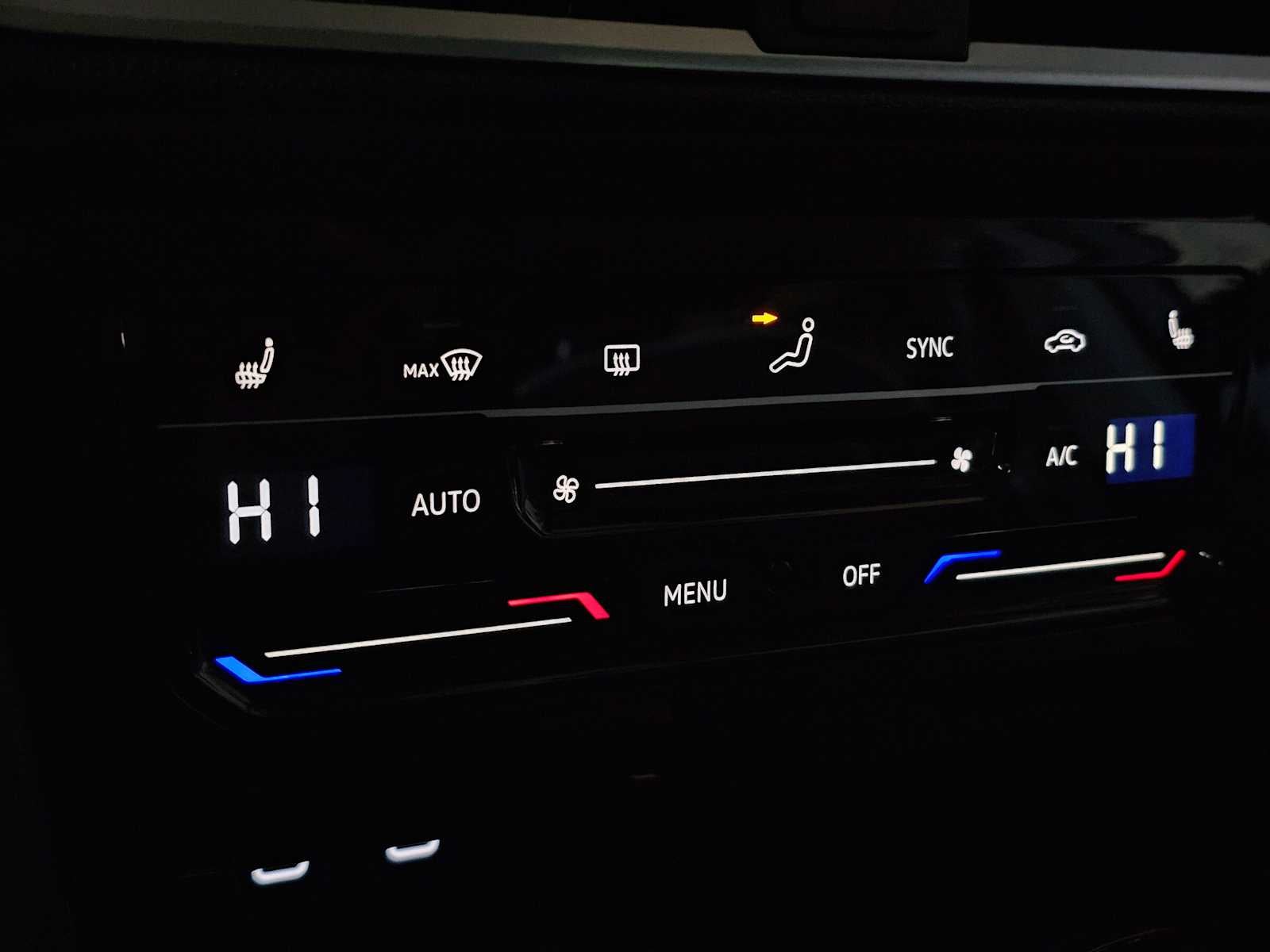 2025 Volkswagen Taos SE 4MOTION