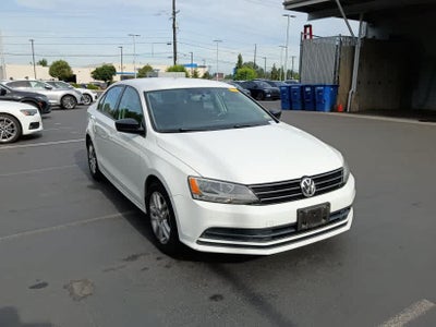 2015 Volkswagen Jetta 4dr Auto 2.0L S w/Technology