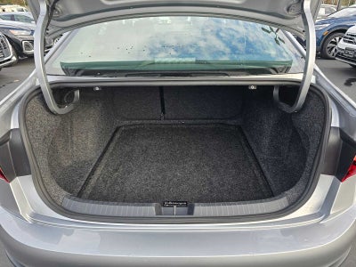 2022 Volkswagen Jetta SE Auto