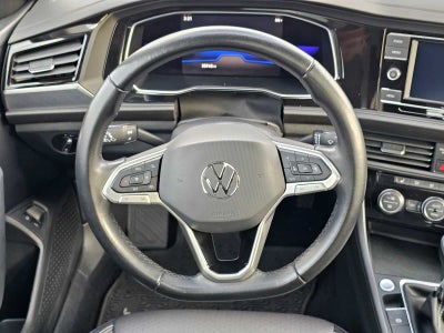 2022 Volkswagen Jetta SE Auto
