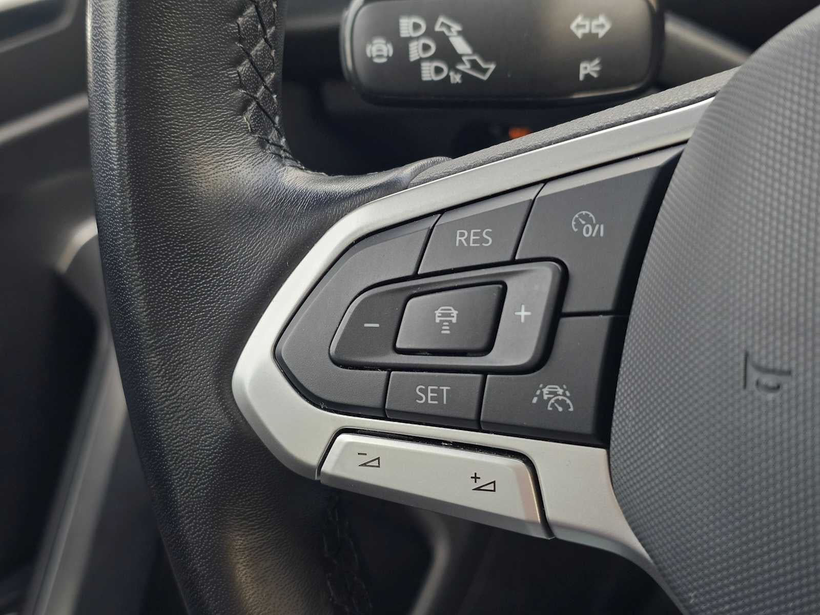 2022 Volkswagen Jetta SE Auto