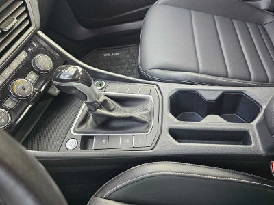 2022 Volkswagen Jetta SE Auto