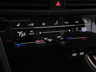 2025 Volkswagen Jetta SE Auto