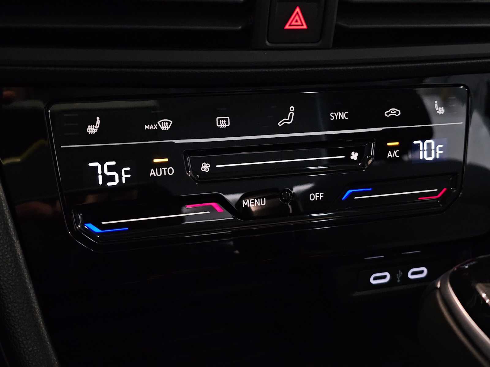 2025 Volkswagen Jetta SE Auto