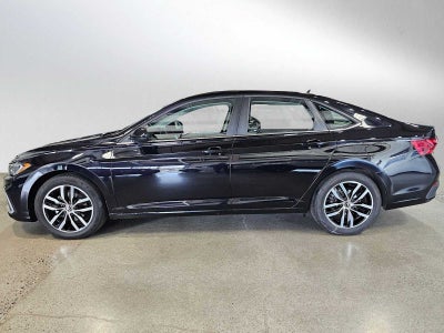 2025 Volkswagen Jetta SE Auto