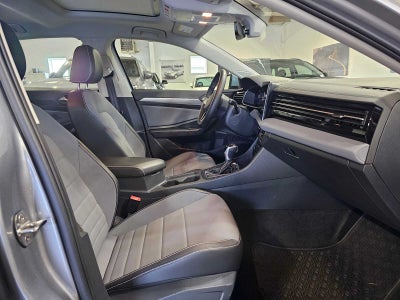 2025 Volkswagen Jetta SE Auto