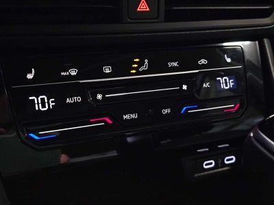 2025 Volkswagen Jetta SE Auto