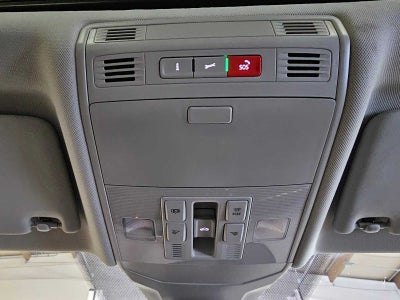 2025 Volkswagen Jetta SE Auto