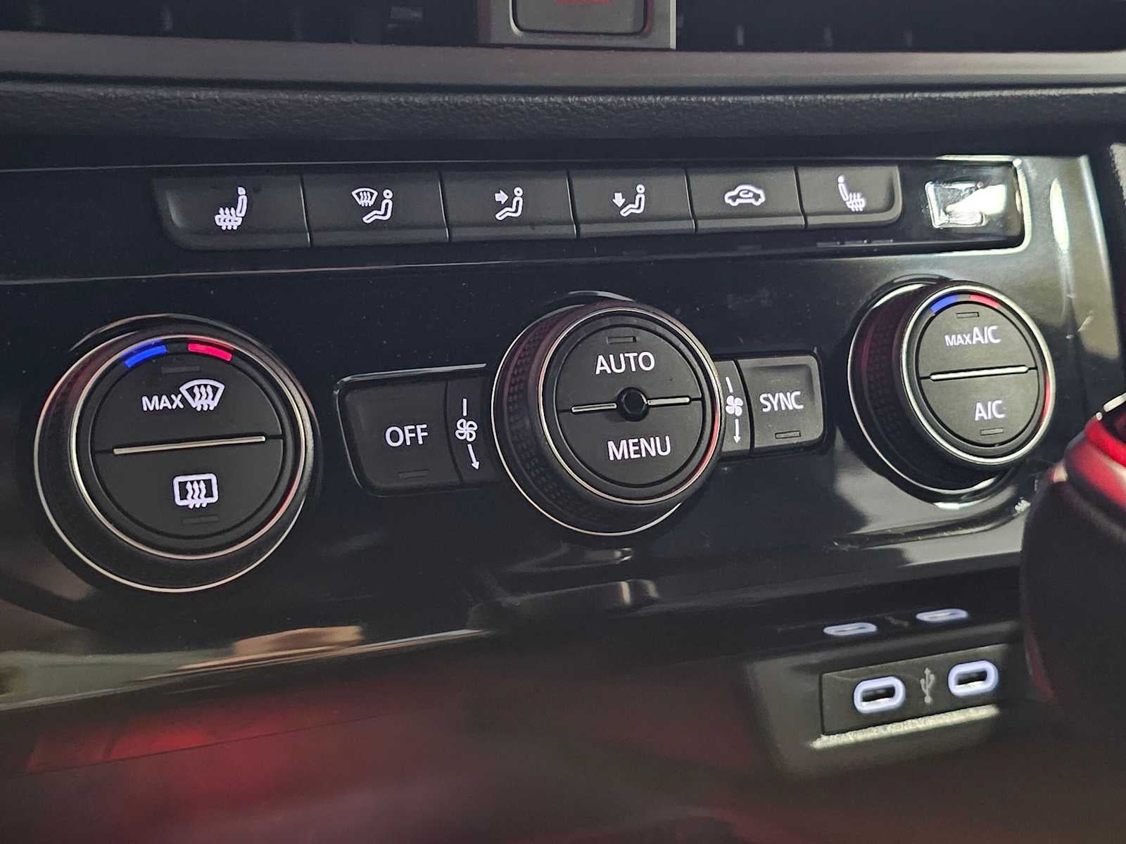 2024 Volkswagen Jetta GLI 40th Anniversary Edition