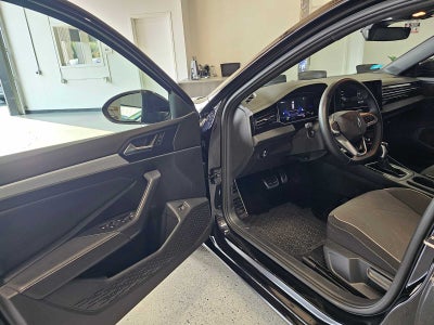 2025 Volkswagen Jetta Sport Auto