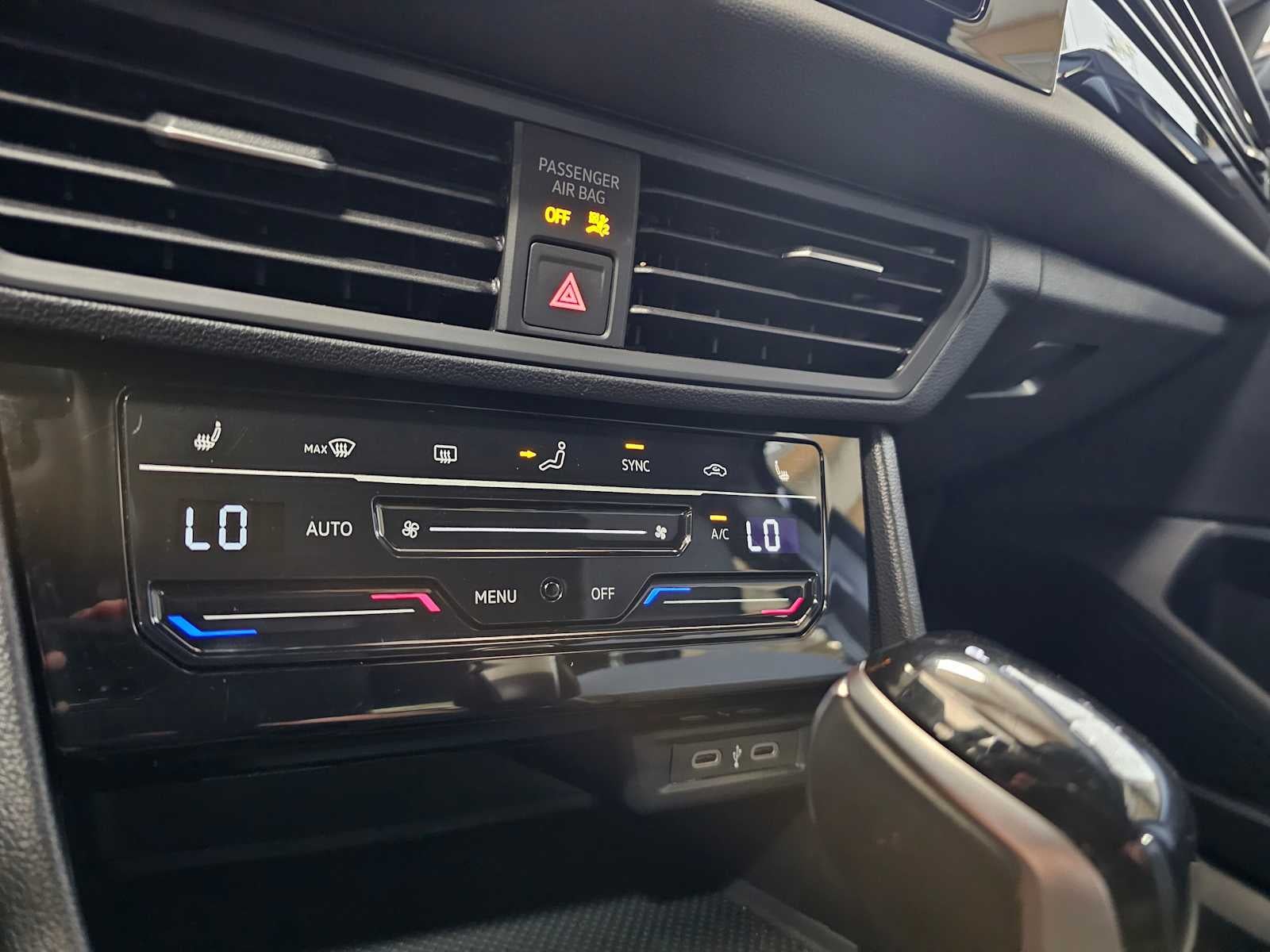 2025 Volkswagen Jetta Sport Auto