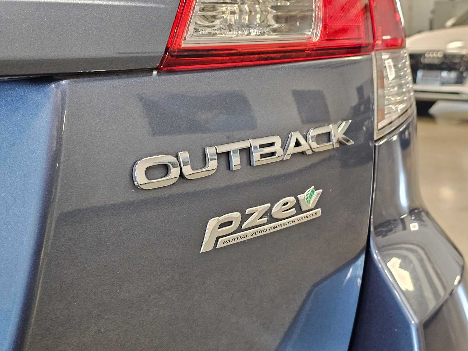 2013 Subaru Outback 4dr Wgn H4 Auto 2.5i Limited