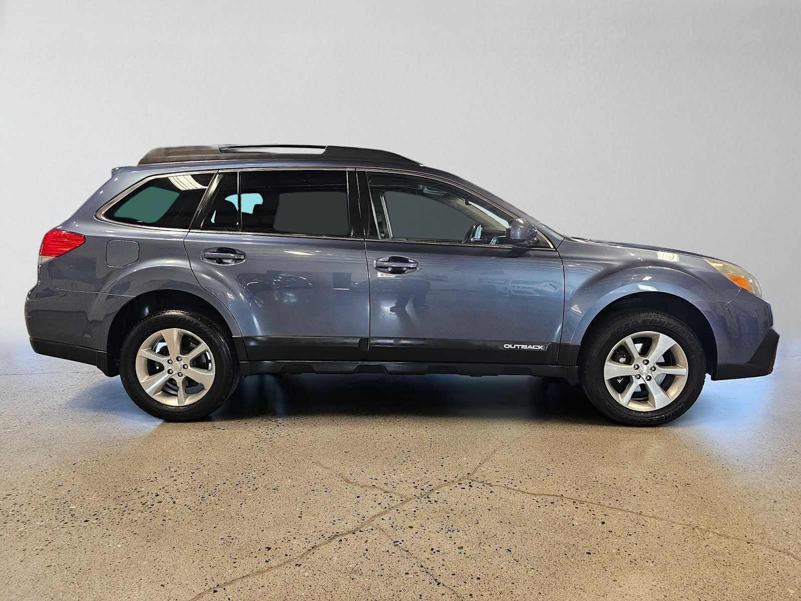 2013 Subaru Outback 4dr Wgn H4 Auto 2.5i Limited