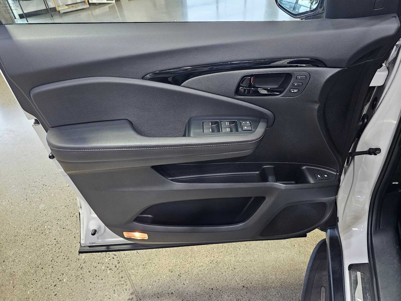 2023 Honda Passport Elite AWD