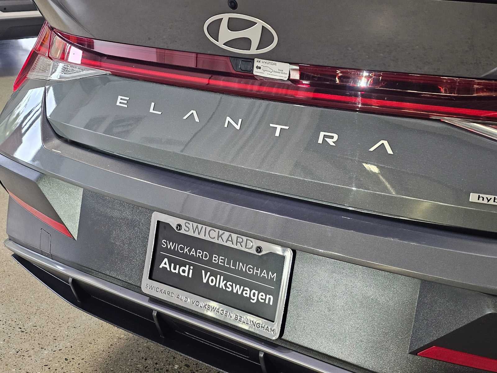 2025 Hyundai Elantra Hybrid SEL Sport