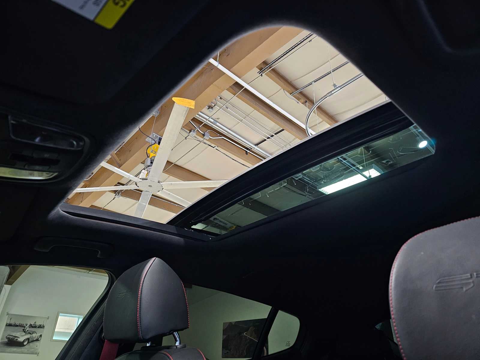 2023 Kia Stinger GT2 RWD