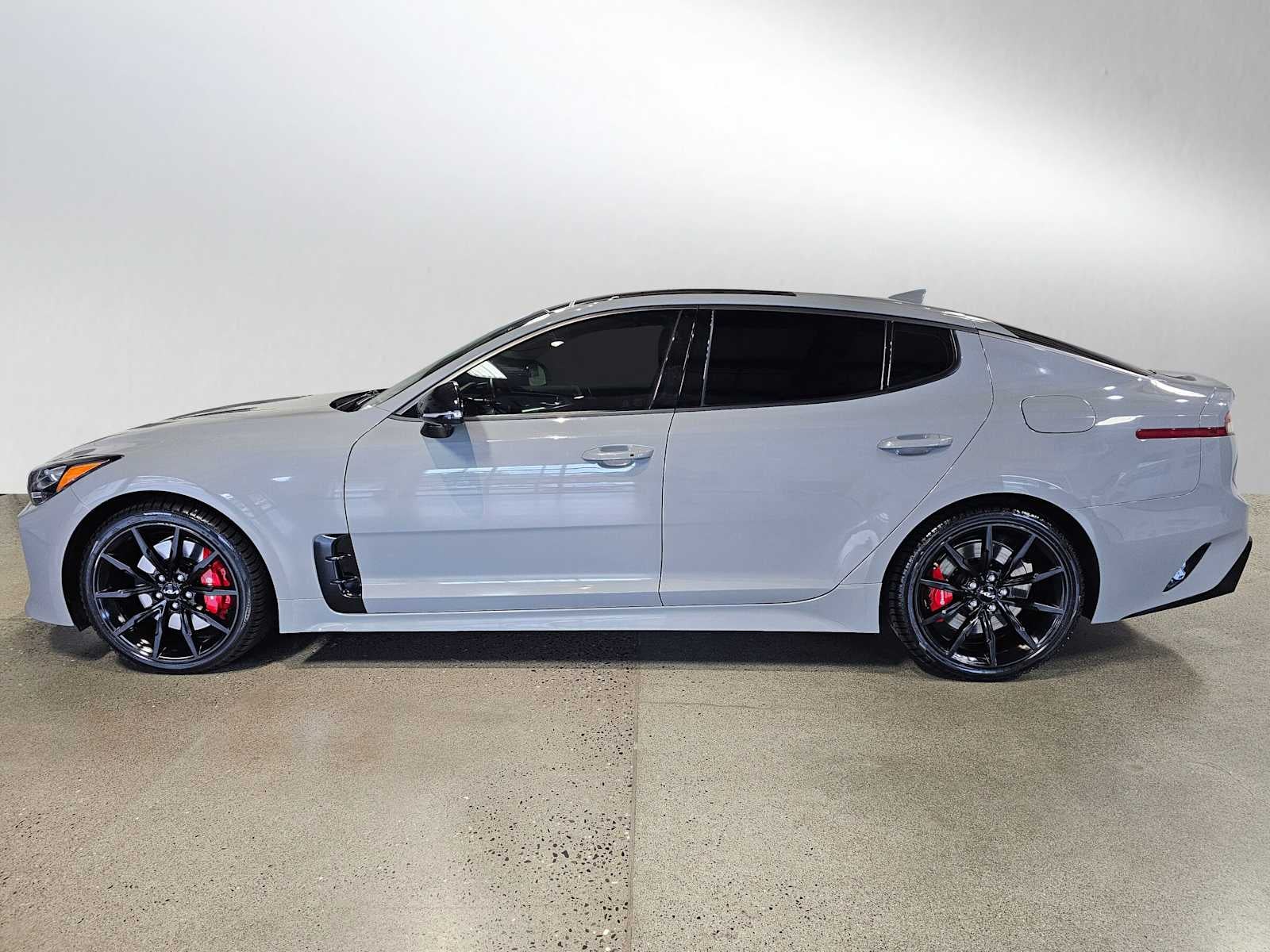 2023 Kia Stinger GT2 RWD