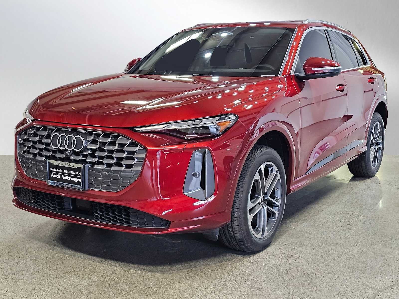 2025 Audi Q5 Premium 2.0 TFSI quattro