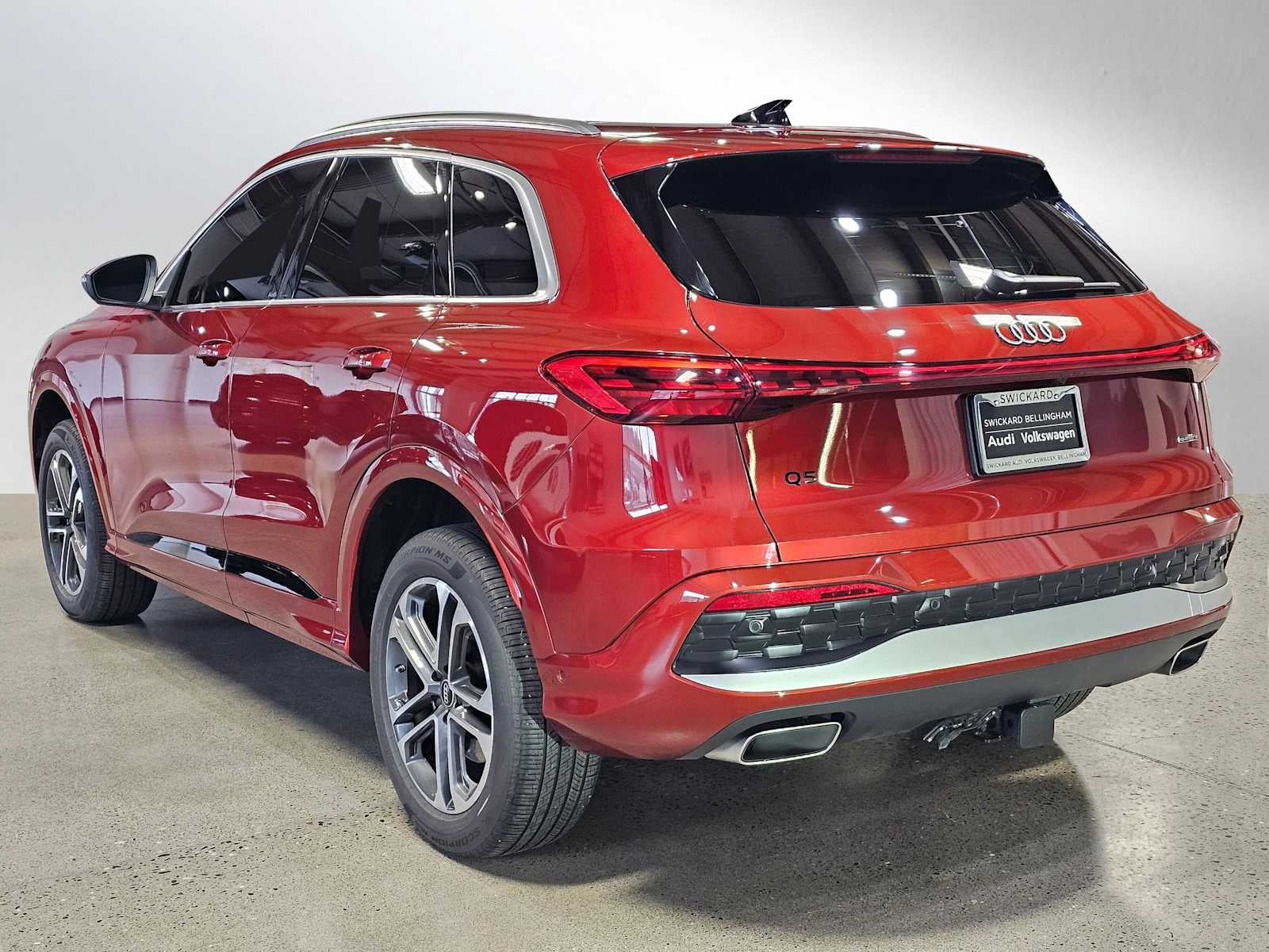 2025 Audi Q5 Premium 2.0 TFSI quattro