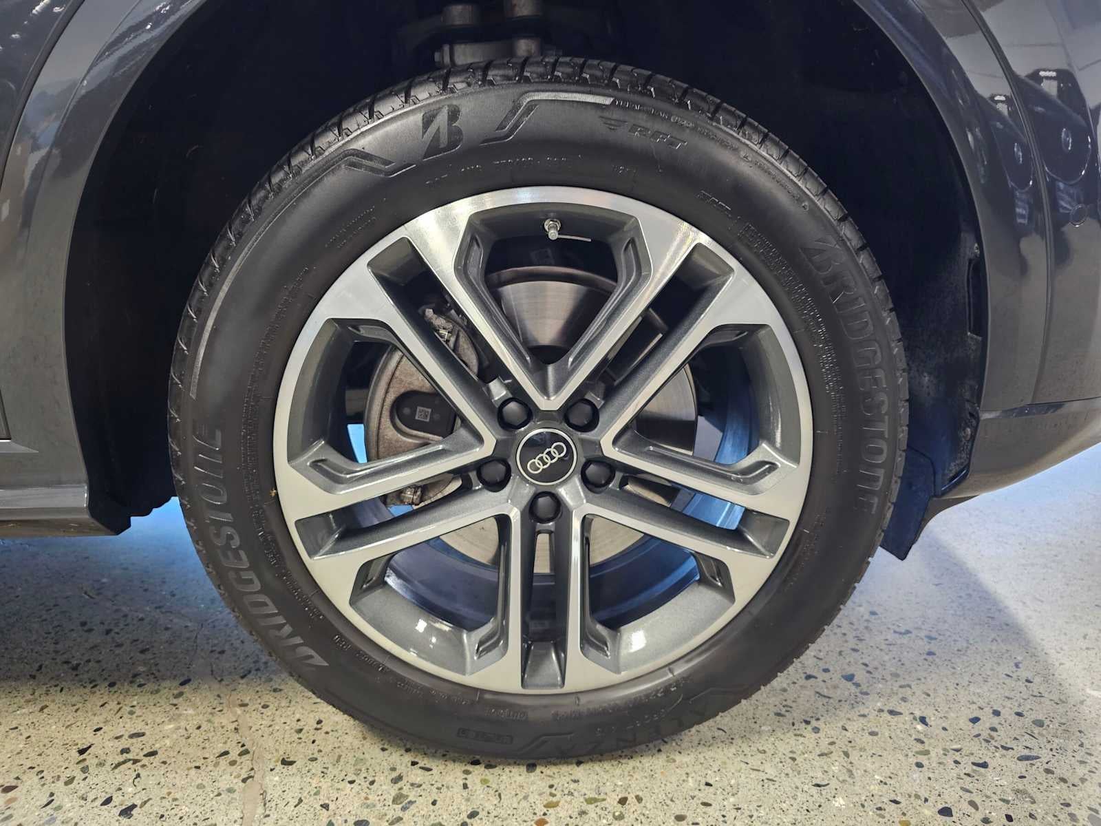 2025 Audi New Q5 Premium