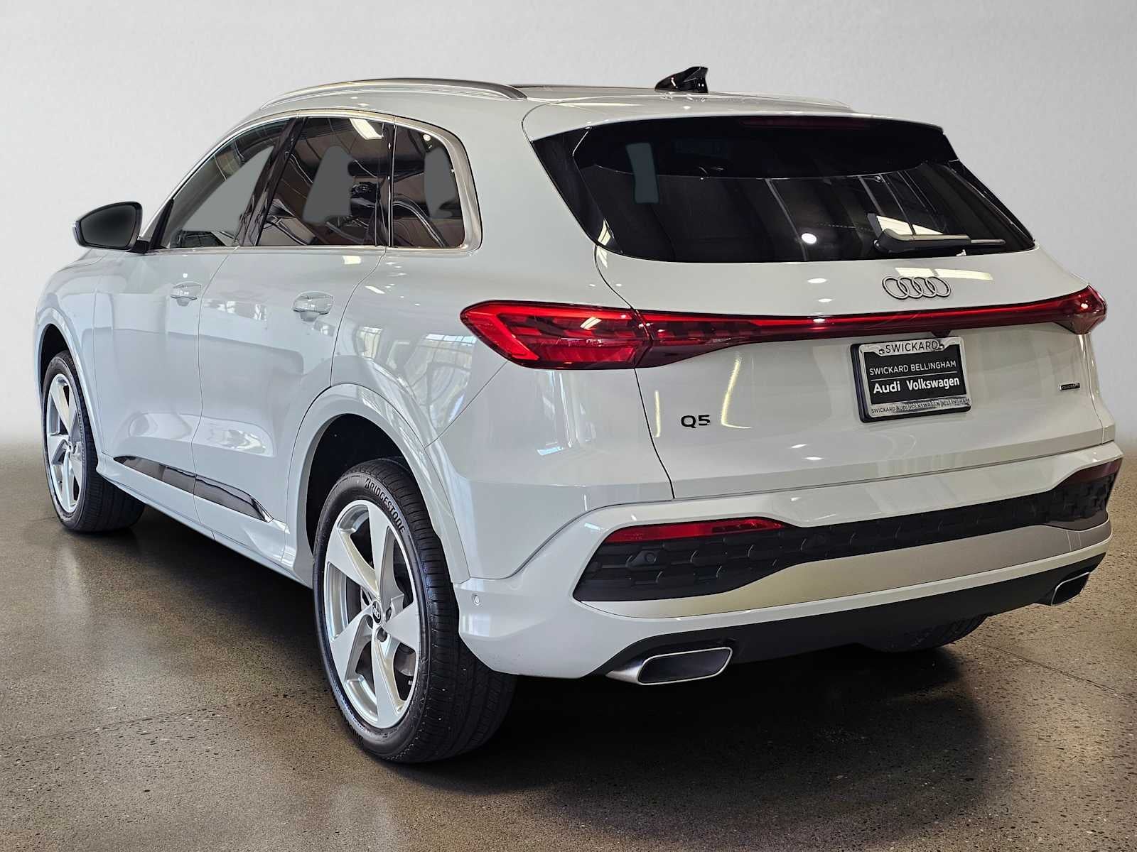 2025 Audi New Q5 Premium